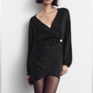 Perfect little Drape black dress